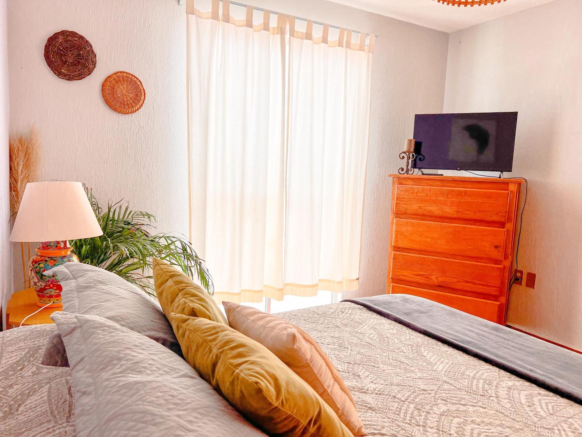 Colorful Family Condo With Terrace And Free Parking Guanajuato Zewnętrze zdjęcie