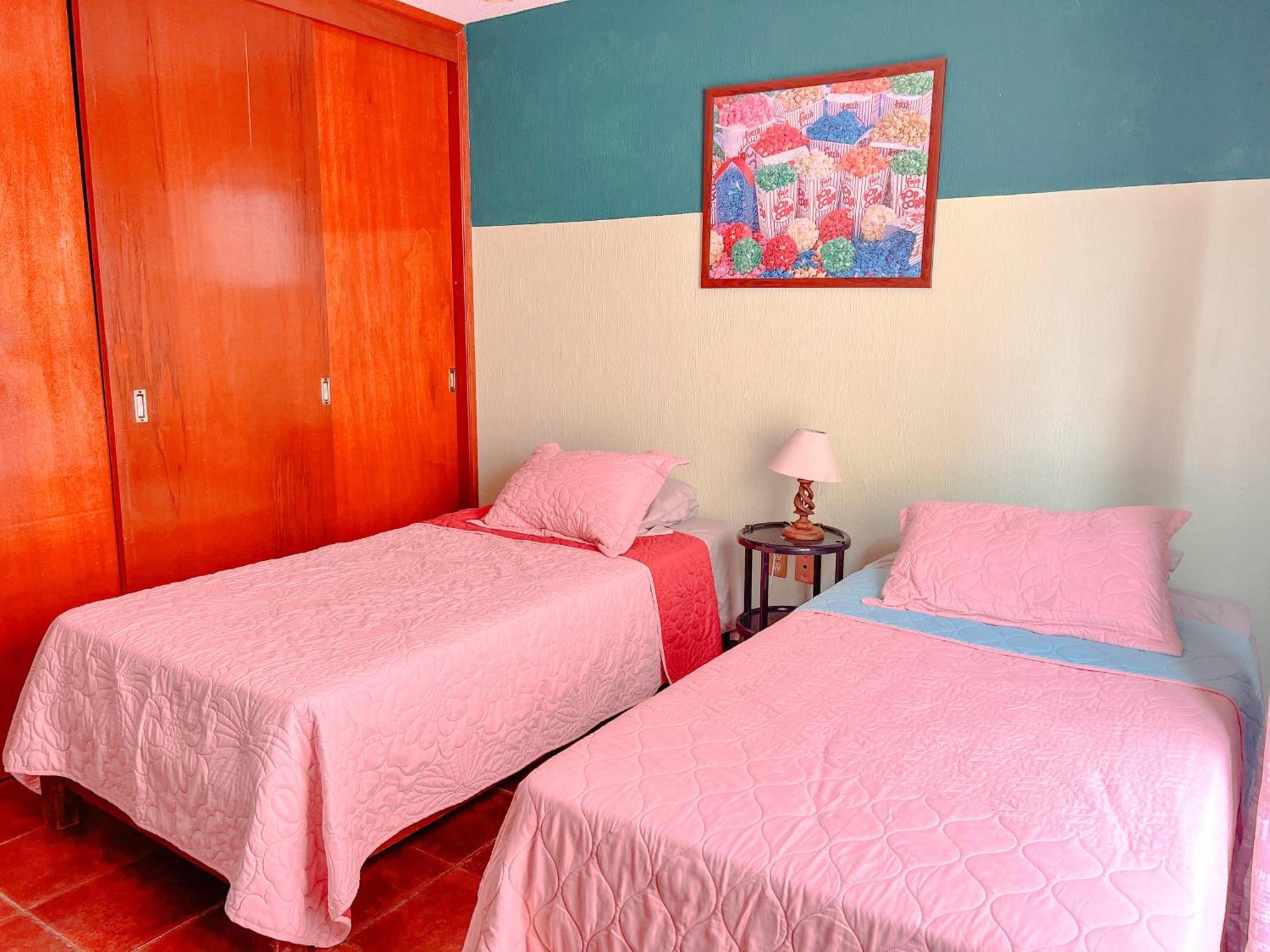 Colorful Family Condo With Terrace And Free Parking Guanajuato Zewnętrze zdjęcie